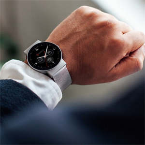 iMCO Watch now available in India on Yerha.com