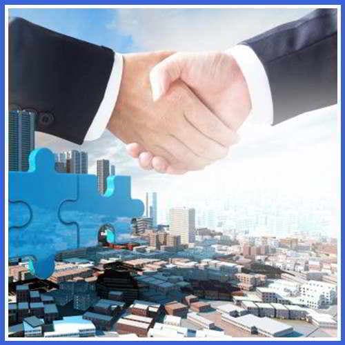 Amazon bags 49% stake in Future Coupon