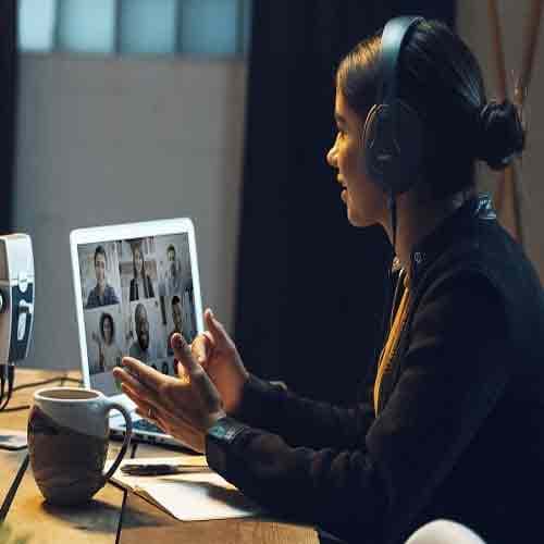 HARMANÂ ProfessionalÂ Solutions introduces AKG Lyra Microphone and two new AKG Studio Headphones