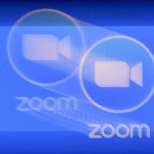 Zoom develops glitchâ€™s, live meeting disrupts; issue resolved