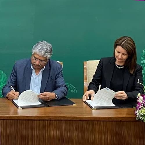 Infosys wins $1.5 bn deal from BP for end-to-end application services