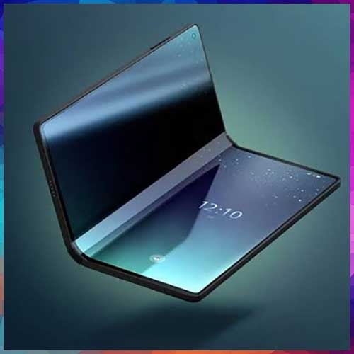 Foldable Smartphone Shipments to Double by 2028 on New Wide-Format Design, Omdia Says