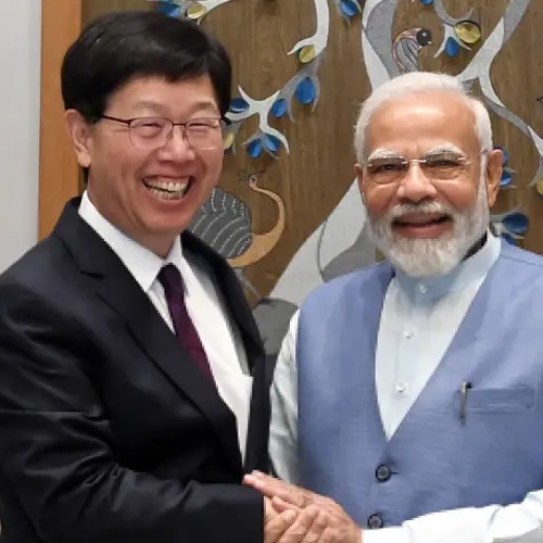 Foxconn head Young Liu supporting PM Modiâ€™s Make-in-India initiative