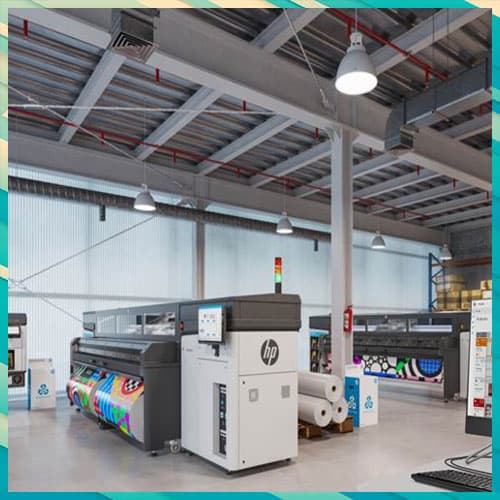 HP launches latest large format offerings