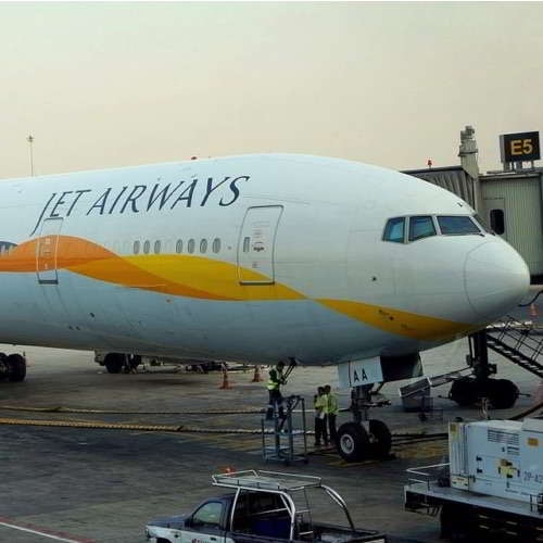 Troubles mounts for Jet Airways - Facing a massive financial crunch & Five more aircraft grounded for non payment of dues : Here are the Details
