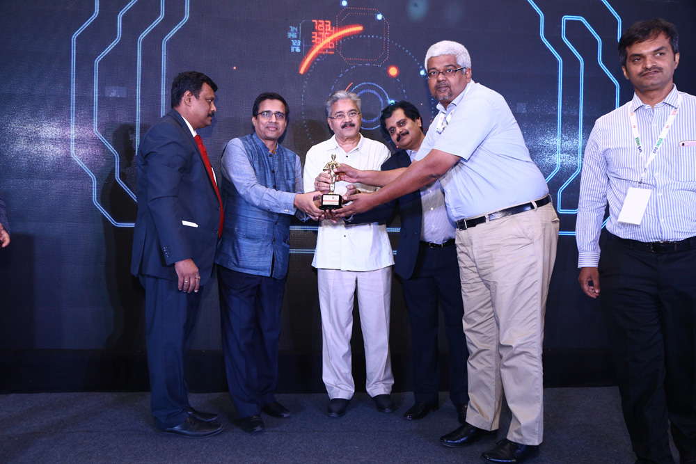 Future Businesstech is awarded as the BEST SOLUTION PARTNER-BANGALORE  is being awarded by Vinit Goenka, Member-IT Taskforce, Ministries of Shipping, 