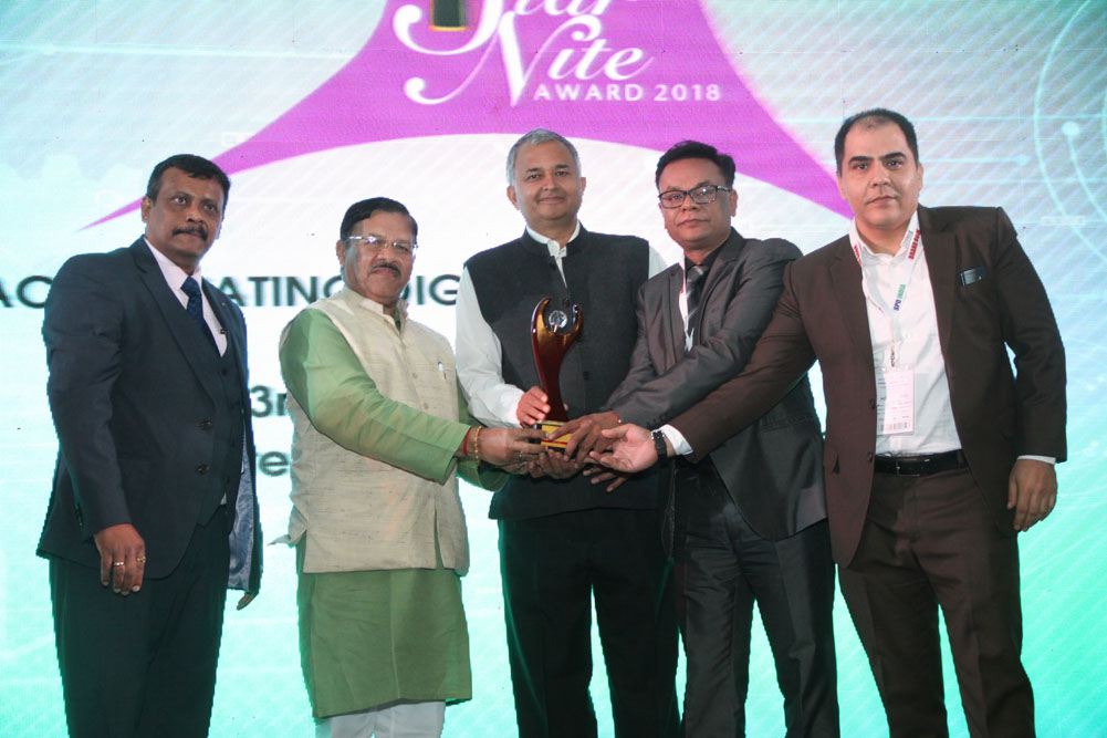 DellEMC receiving the award for End To End Technology Solution Company, Hyper Converged Infrastructure Solutions & Storage Solution Company Of This Ye