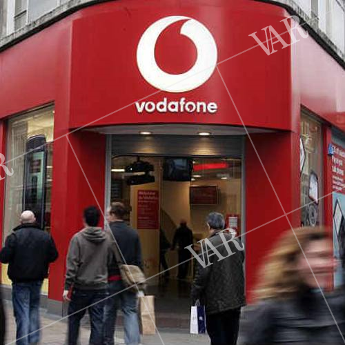 vodafone offers 50 cashback on intex 2g handset recharges