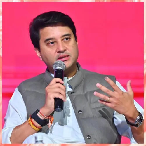 Government to turn India Post into a logistics company expecting a 60% rise in revenue Government to turn India Post into a logistics company expecting a 60% rise in revenue