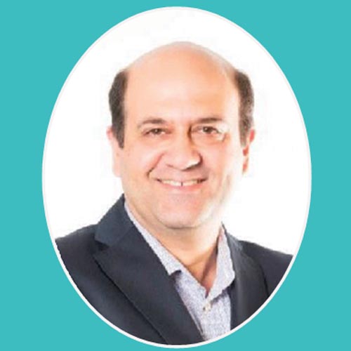 A CMO FUSES DATA-DRIVEN STORYTELLING WITH AI-POWERED INSIGHT