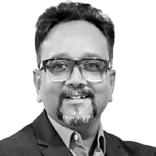 FROM BRAND CUSTODIAN TO GROWTH ARCHITECT: THE EVOLVING ROLE OF THE CMO