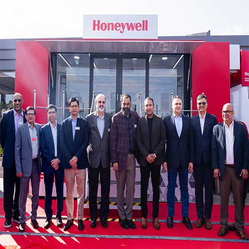Honeywell flags off nationwide innovation roadshow at Growth Symposium 2025 in Bengaluru