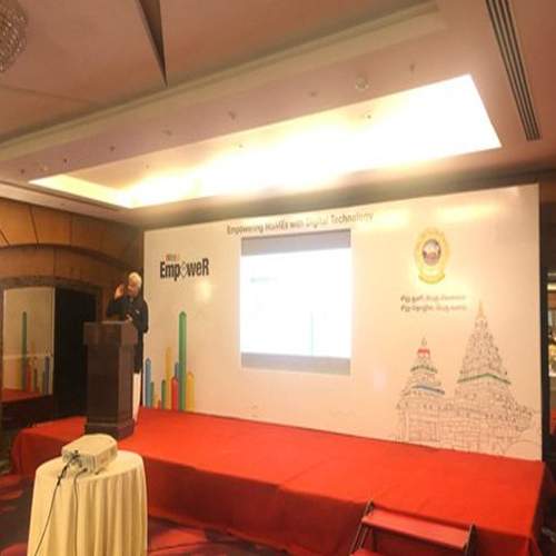 Zoho along with TANSTIA to empower small and tiny enterprises Zoho along with TANSTIA to empower small and tiny enterprises