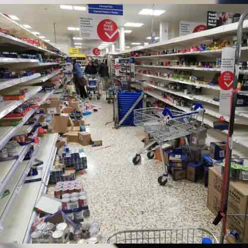 UK mobile phone retailer: 2900 jobs to be axed due to Coronavirus