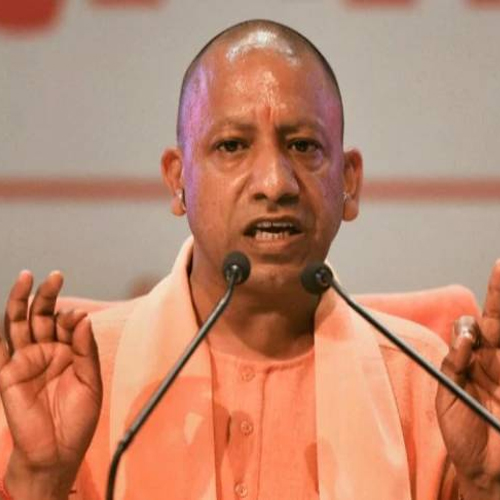 Yogi Adityanath transfers Gautam Nagar DM, after he applies for leave