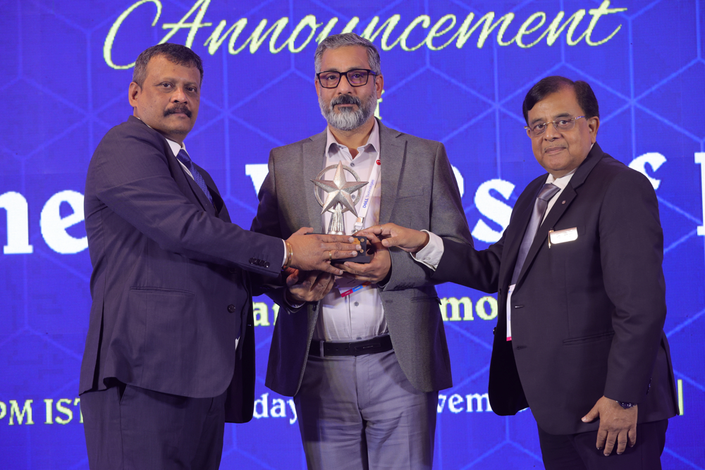 Eminent VARs of the Year 2025 Awards in the Category of - Best Cloud Solution Partner :  i2k2 Networks Private Limited