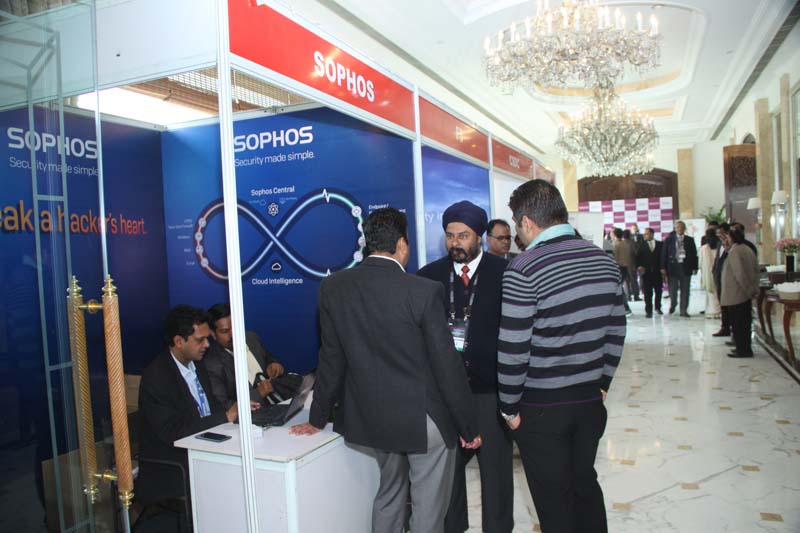 Solution display kiosk by SOPHOS,F5,CSDC and Checkpoint