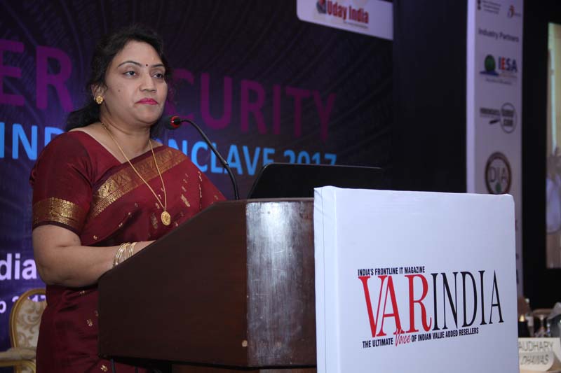 S Mohini Ratna , editor- VARINDIA offering the Valedictory Remarks of the Cyber Security Conclave happened in New Delhi.