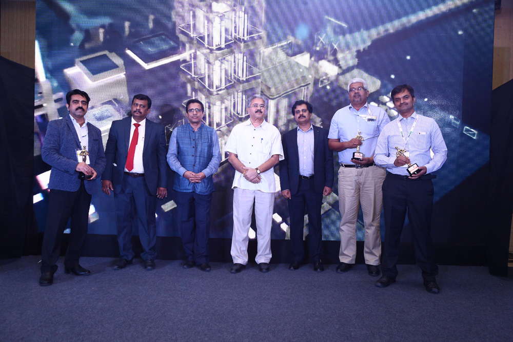 Group photograph of the winners from the Bangaluru region