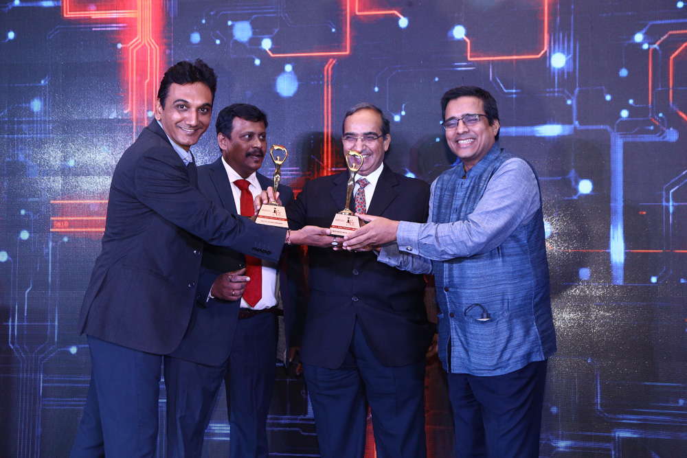 DELL INDIA receiving the award for BEST ALL IN ONE-CONSUMER AND BEST NOTE BOOK- CONSUMER from Mr. Vipin Tyagi, Executive Director – C-DOT, Mr. Vinit G
