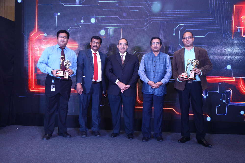 DELL EMC receiving the award for END TO END TECHNOLOGY SOLUTION COMPANY, CHANNEL FAVOURITE COMPANY, HYPER CONVERGED INFRASTRUCTURE SOLUTIONS, STORAGE 