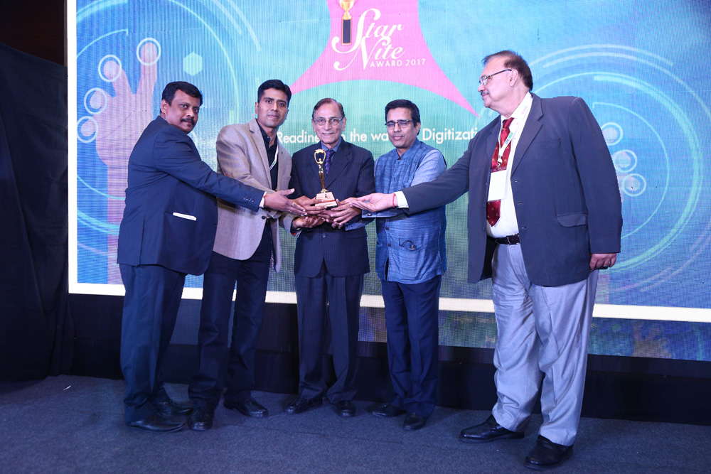 MICROSOFT CORPORATION receiving the award for BEST O.S - WINDOW 10 from Air Cmde ( Retd.) S S Motial, Mr. Deepak Sahu, Publisher & Group Editor, VARIN