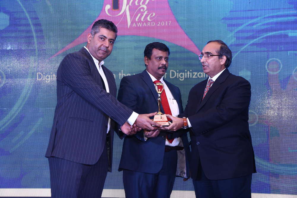 SECLORE TECHNOLOGY receiving the award for BEST ENTERPRISE DIGITAL RIGHTS MANAGEMENT from Mr. Vipin Tyagi, Executive Director – C-DOT and Mr. Deepak S