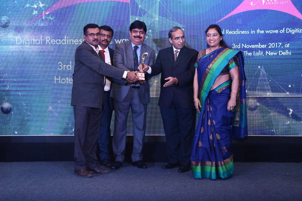 DIGISOL SYSTEMS receiving the award for BEST INNOVATION - SCS PRODUCTS from Mr. Deepak Sahu, Publisher & Group Editor, VARINDIA and SPOI, Mr. Vipin Ku