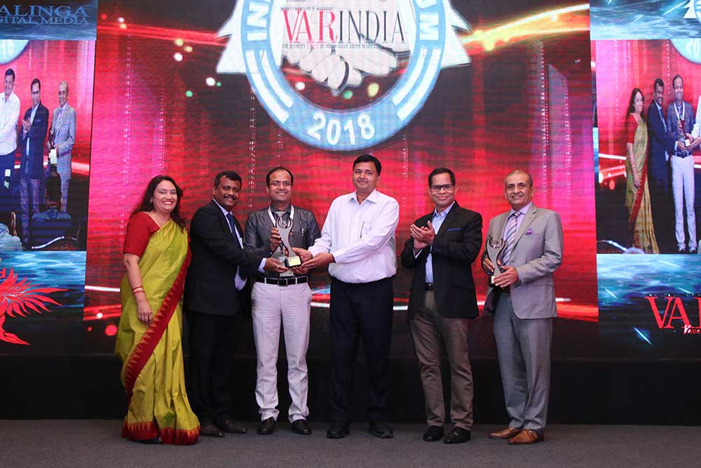 Bank of Maharashtra receives Most Admired Brand Award at 16th IT FORUM 2018