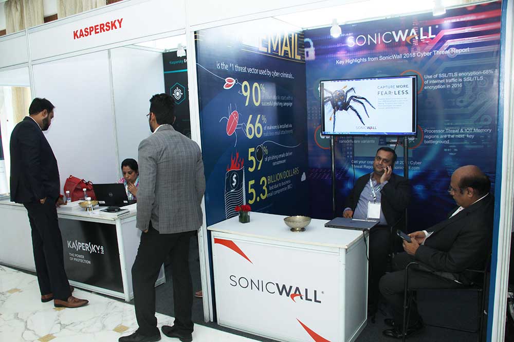 Sonicwall Product Display at 16th IT FORUM 2018