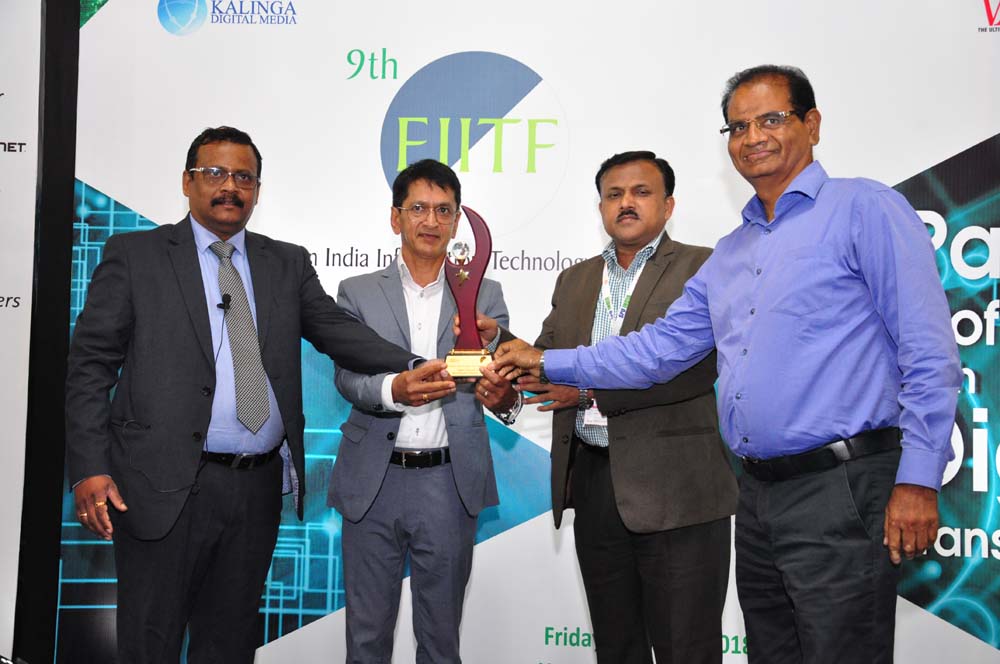 Lalani Infotech Ltd. receives Best Reseller award from Deepak Kumar Sahu, Chief Editor, VARINDIA; Ranjit Metrani, VP Sales and Chief Revenue Officer- 