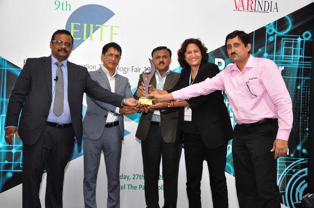Macaws Infotech receives Best Security Partner Award from Deepak Kumar Sahu, Chief Editor, VARINDIA; Ranjit Metrani, VP Sales and Chief Revenue Office