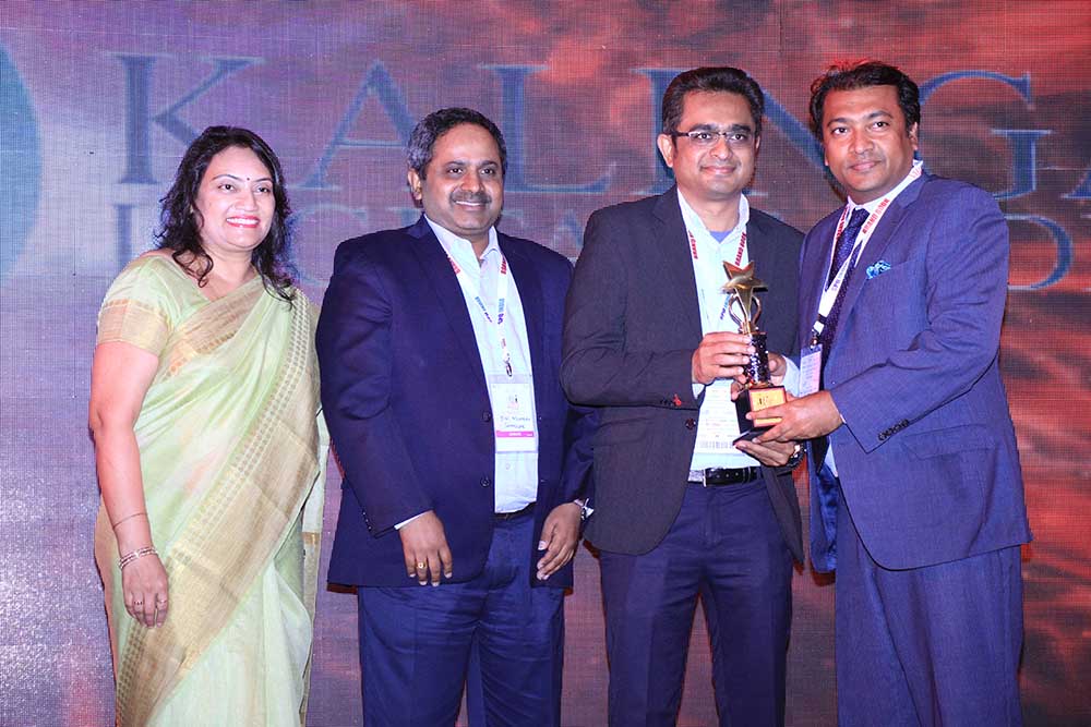 E Soft Solutions Inc. receiving the award for the Best Sub Distributor at VAR Symposium - 17th Star Nite Awards 2018