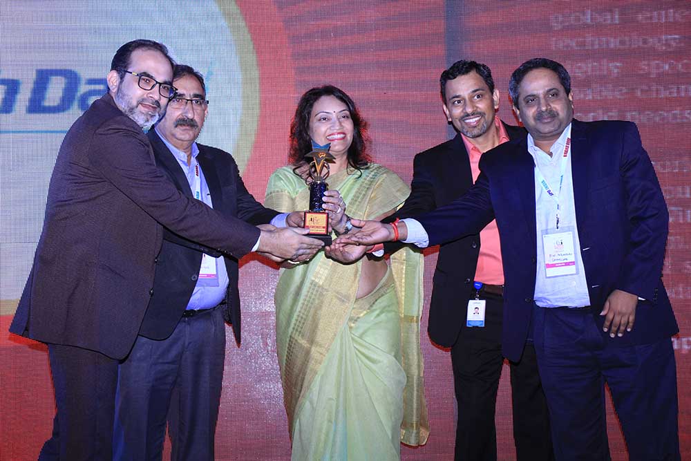 Tech Data Corporation receiving the award for the Best Value Added Distributor at VAR Symposium - 17th Star Nite Awards 2018