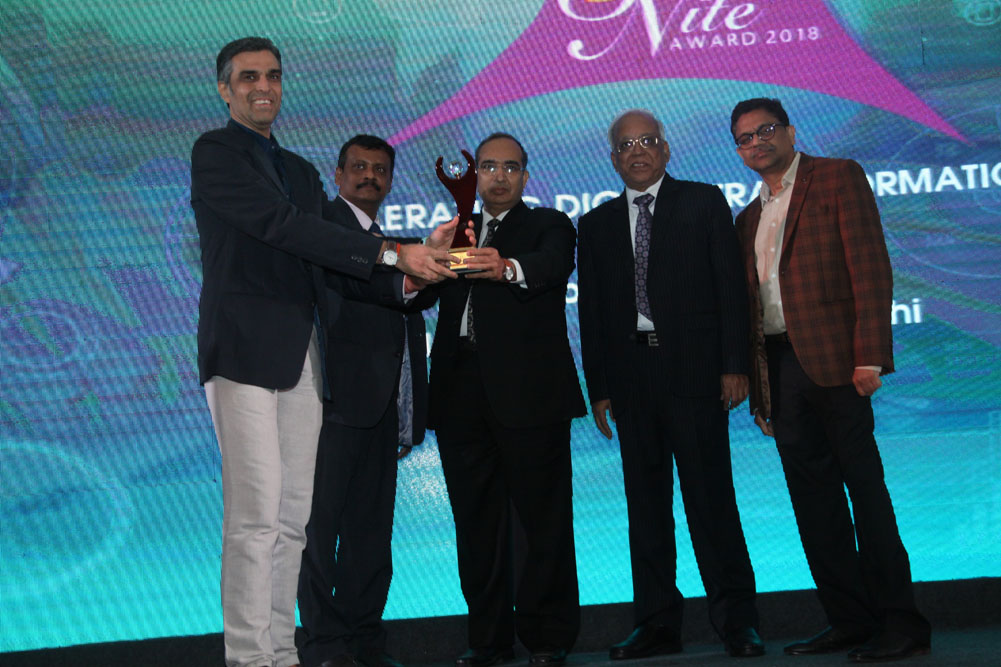 Elitegroup Computer Systems receiving the award for Best Mini PC at 17th Star Nite Awards 2018