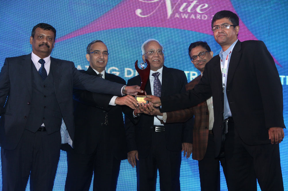 NTT Com Netmagic receiving the award for Best Data Center in India at 17th Star Nite Awards 2018