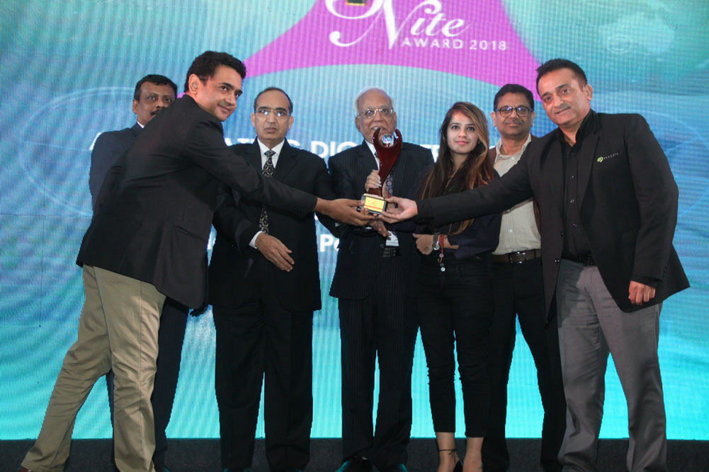 Seagate Technology receiving the award for Best Internal & External Hard Disk Drive at 17th Star Nite Awards 2018
