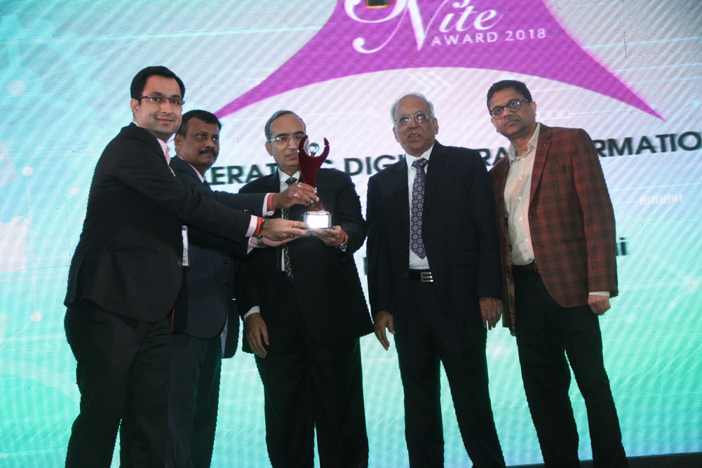 VMWare Software India receiving the award for Best Innovator In Cloud Technology at 17th Star Nite Awards 2018