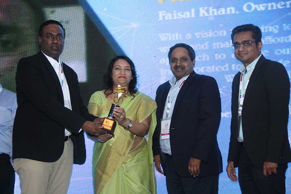 Paramount Systems  receiving the award for the Best Sub Dristributor at VAR Symposium 17th Star Nite Awards 2018