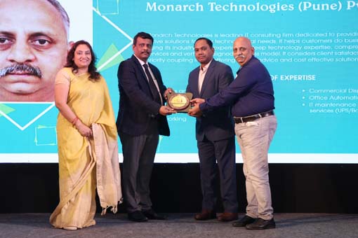 BEST INFRASTRUCTURE PARTNER Award Goes to MONARCH TECHNOLOGIES (Pune) Pvt. Ltd. at VAR Symposium 2019