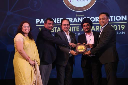 BEST SYSTEM INTEGRATOR Award goes to GALAXY OFFICE AUTOMATION PVT LTD at VAR Symposium 2019