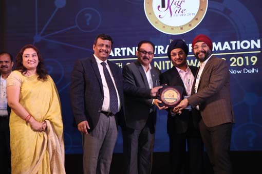 BEST SYSTEM INTEGRATOR Award goes to ARROW PC NETWORK PVT LTD at VAR Symposium 2019