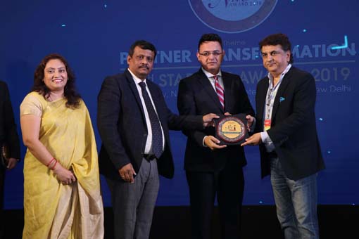 BEST SOLUTION PARTNER Award goes to TEAM COMPUTERS PVT LTD at VAR Symposium 2019