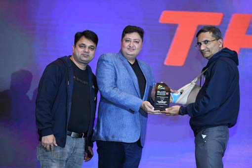 Partners While Receiving The Award at ISODA TechSummit 2020   
