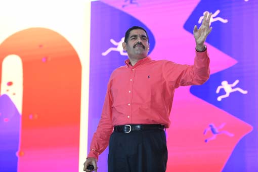 Presentation By The Motivational Speaker at ISODA TechSummit 2020