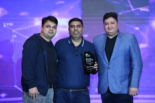 Partners While Receiving The Award at ISODA TechSummit 2020     