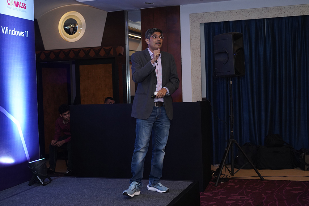 Presentation by Vineet Nambudiri, Director, Category & Product Marketing, Microsoft INDIA 
