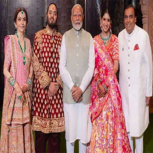 PM Modi Blesses Anant Ambani-Radhika Merchant