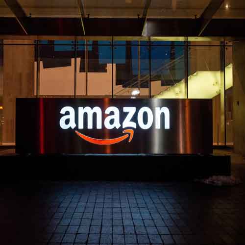 Amazon India unveils AI chatbot Rufus ahead of its festive sale event