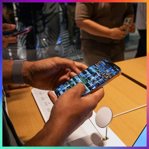 India’s Ships 48 Mn Smartphones in Festive Quarter; Apple Records Best-Ever Sales